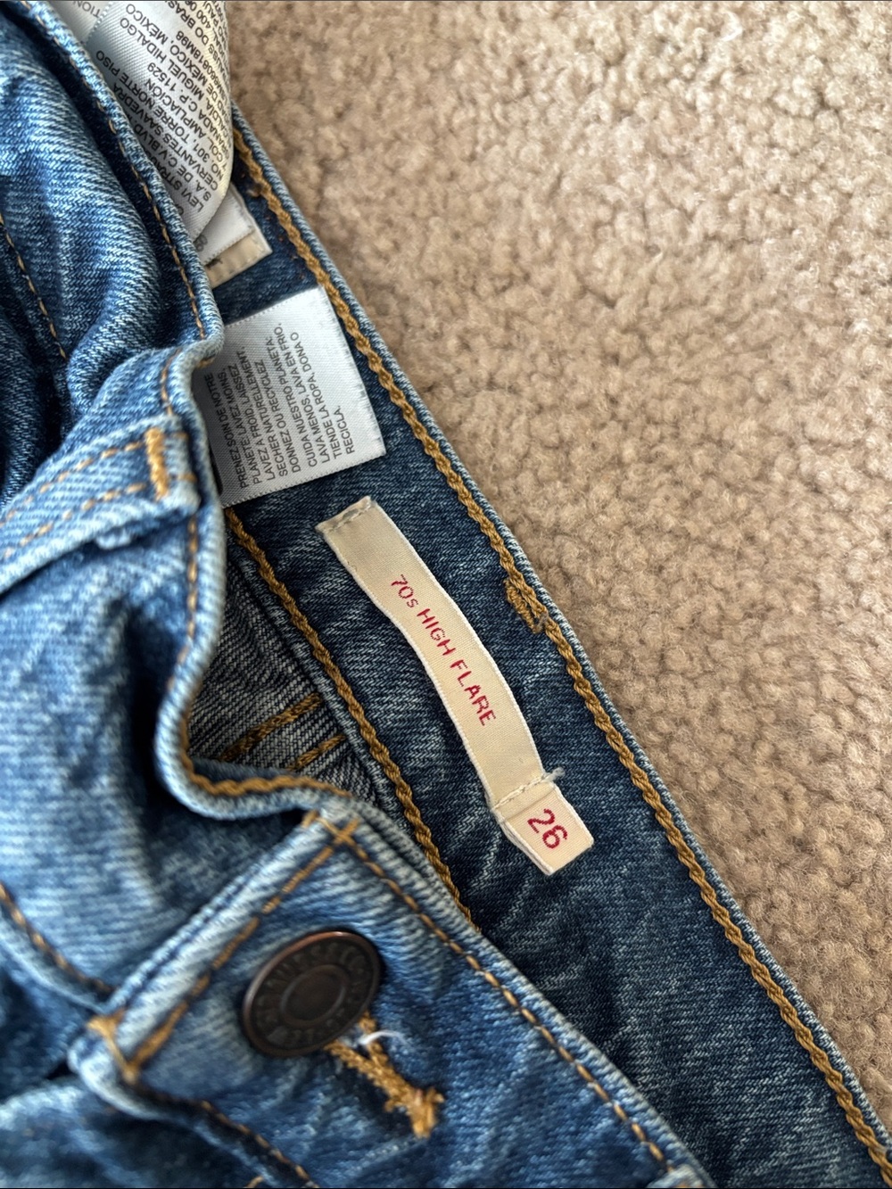 Levi’s-70s High Flare Women’s Blue Flare Jeans - size women’s 26 - Picture 3 of 9